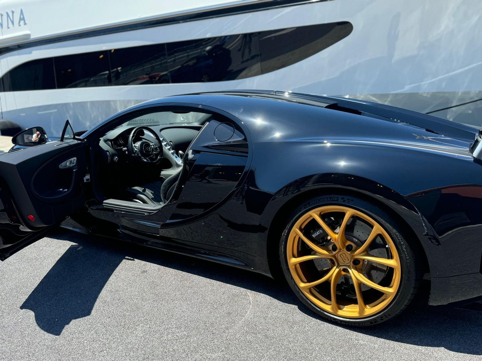 Bugatti Chiron 110 — photo 3